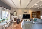 Chalet independiente con terreno en venta en la España, Torrevieja, ref: TR375655 foto