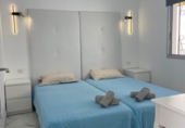 Chalet independiente con terreno en venta en la España, Adeje, ref: TR340170 foto