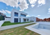 Detached villa with land for sale on España, Manilva, ref: TR349627 photo