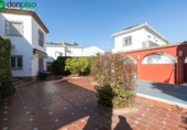 Chalet independiente con terreno en venta en la España, Granada, ref: TR399770 foto