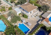Chalet independiente con terreno en venta en la España, San Juan de Alicante, ref: TR389567 foto