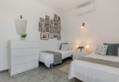Chalet independiente con terreno en venta en la España, San Juan de Alicante, ref: TR389567 foto
