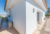 Chalet independiente con terreno en venta en la España, San Juan de Alicante, ref: TR389567 foto