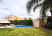 Chalet independiente con terreno en venta en la España, San Antonio de Benagéber, ref: TR392300 foto