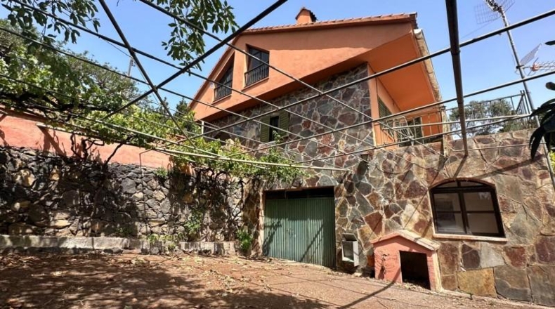 Santa Cruz de Tenerife - San Cristóbal de La Laguna - 5942m2
