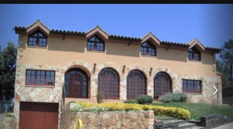 Barcelona - Mollet del Vallès - 2388m2