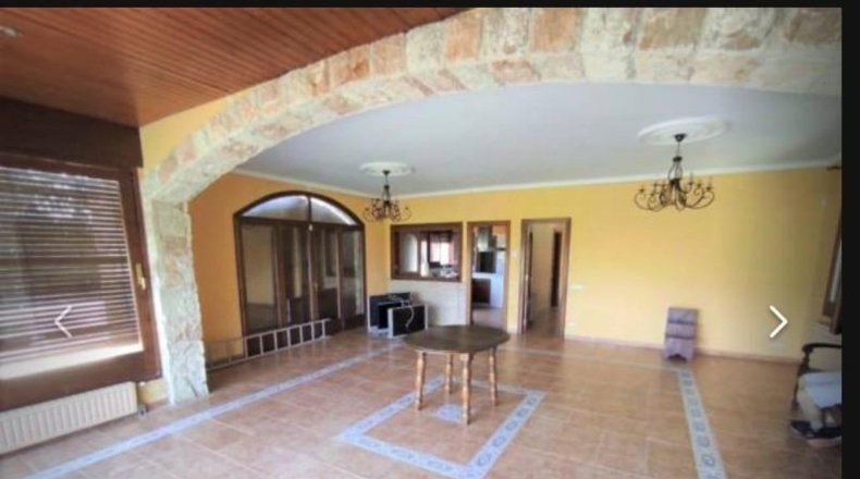 Barcelona - Mollet del Vallès - 2388m2