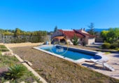 Chalet independiente con terreno en venta en la España, Ontinyent, ref: TR376341 foto