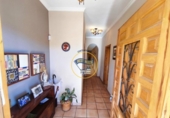 Chalet independiente con terreno en venta en la España, Ontinyent, ref: TR376341 foto