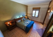 Chalet independiente con terreno en venta en la España, Ontinyent, ref: TR376341 foto