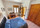 Chalet independiente con terreno en venta en la España, Ontinyent, ref: TR376341 foto