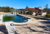 Chalet independiente con terreno en venta en la España, Ontinyent, ref: TR376341 foto