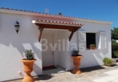 Отдельно стоящий дом с участком на продажу в городе Ciutadella de Menorca Фото