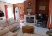 Отдельно стоящий дом с участком на продажу в городе Ciutadella de Menorca Фото