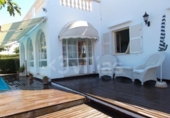Отдельно стоящий дом с участком на продажу в городе Ciutadella de Menorca Фото