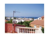 Отдельно стоящий дом с участком на продажу в городе Ciutadella de Menorca Фото