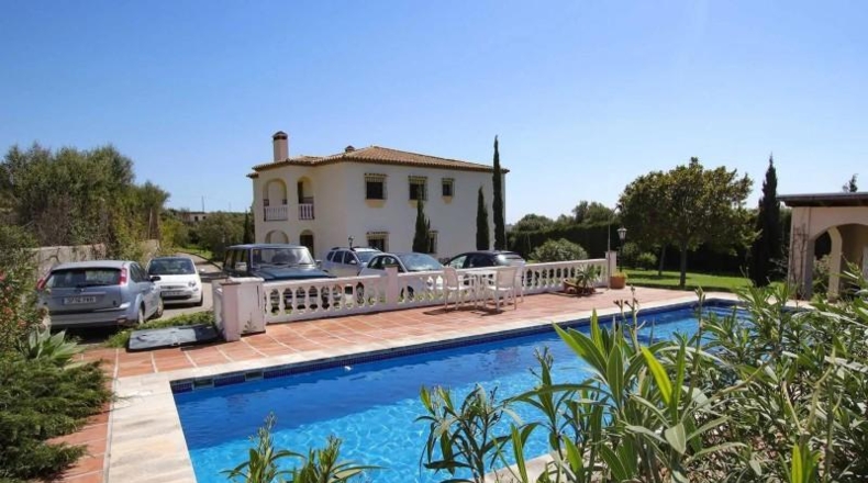 Málaga - Estepona - 4242m2