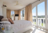 Chalet independiente con terreno en venta en la España, Estepona, ref: TR406234 foto