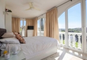 Chalet independiente con terreno en venta en la España, Estepona, ref: TR406234 foto