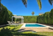 Chalet independiente con terreno en venta en la España, Arroyo de la Miel-Benalmádena Costa, ref: TR386987 foto