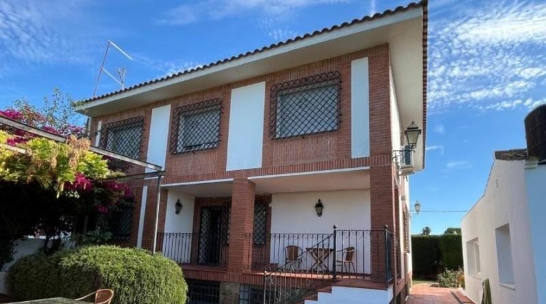 Cordova - Córdoba - 1100m2