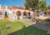 Chalet independiente con terreno en venta en la España, Rincón de la Victoria, ref: TR240966 foto