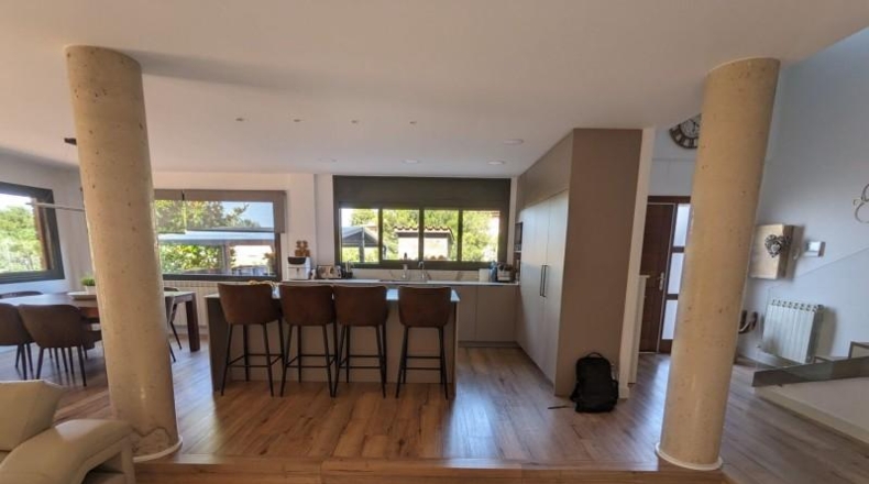 Barcelona - Torrelles de Llobregat - 1300m2