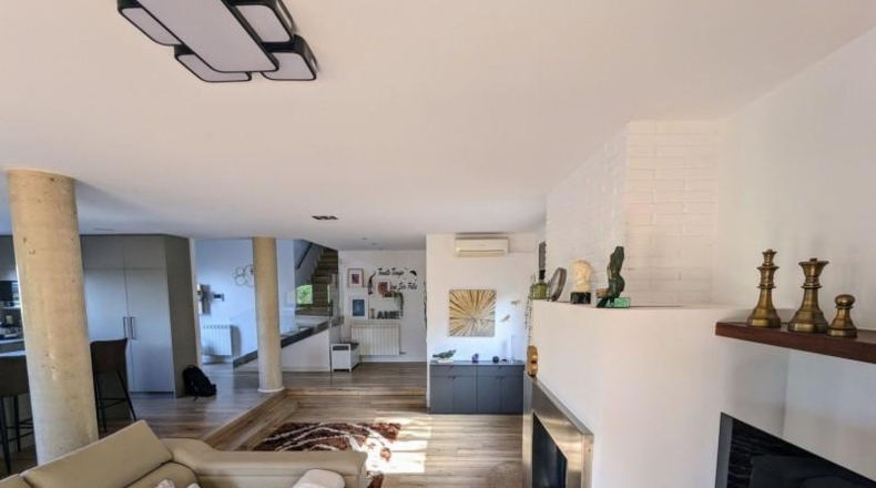 Barcelona - Torrelles de Llobregat - 1300m2