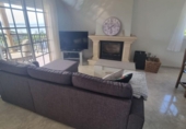 Chalet independiente con terreno en venta en la España, Sangenjo, ref: TR315270 foto