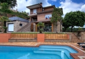 Chalet independiente con terreno en venta en la España, Olost, ref: TR171955 foto