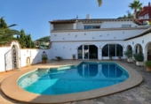 Chalet independiente con terreno en venta en la España, Calpe, ref: TR226268 foto