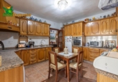 Отдельно стоящий дом с участком на продажу в городе Alfacar Фото