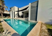 Chalet independiente con terreno en venta en la España, Ciutadella de Menorca, ref: TR166479 foto