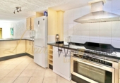 Chalet independiente con terreno en venta en la España, Arona, ref: TR160857 foto
