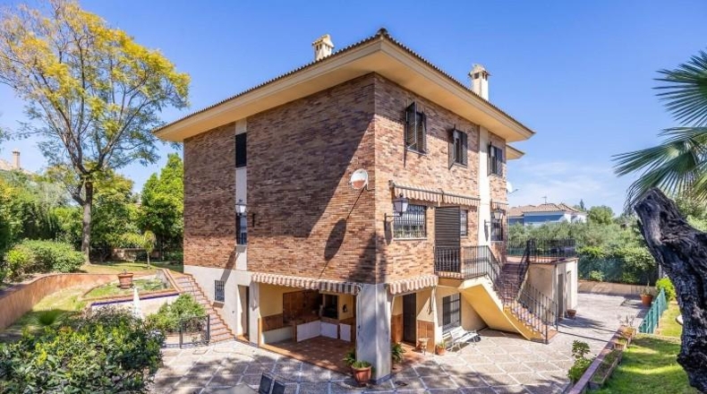 Sevilla - Gelves - 1213m2