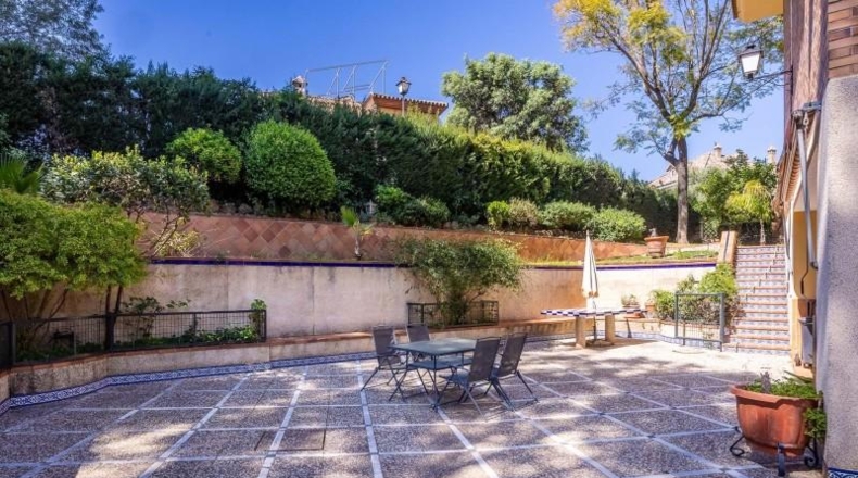 Sevilla - Gelves - 1213m2