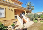 Chalet independiente con terreno en venta en la España, Elche, ref: TR389893 foto