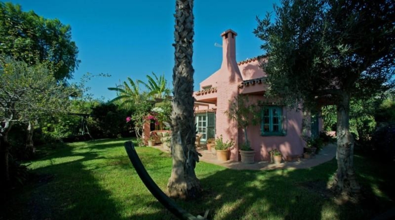 Málaga - Estepona - 4400m2