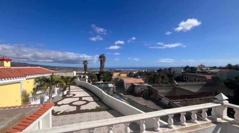Las Palmas - San Bartolomé de Tirajana - 2400m2