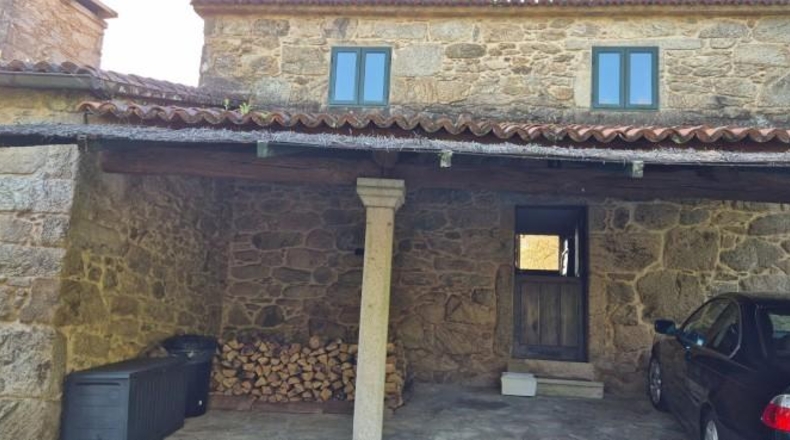 La Coruña - Santiago de Compostela - 3500m2