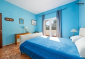 Chalet independiente con terreno en venta en la España, Santa Margalida, ref: TR401871 foto