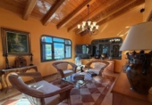 Chalet independiente con terreno en venta en la España, Cacabelos, ref: TR405006 foto