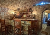 Chalet independiente con terreno en venta en la España, Cacabelos, ref: TR405006 foto