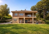 Chalet independiente con terreno en venta en la España, Sabadell, ref: TR396292 foto