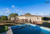 Chalet independiente con terreno en venta en la España, Santa Eugènia, ref: TR365968 foto