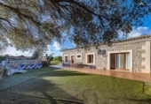 Chalet independiente con terreno en venta en la España, Santa Eugènia, ref: TR365968 foto