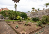 Chalet independiente con terreno en venta en la España, La Orotava, ref: TR159150 foto