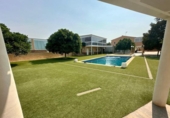 Chalet independiente con terreno en venta en la España, Alicante, ref: TR402286 foto