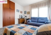 Chalet independiente con terreno en venta en la España, Riudoms, ref: TR384212 foto