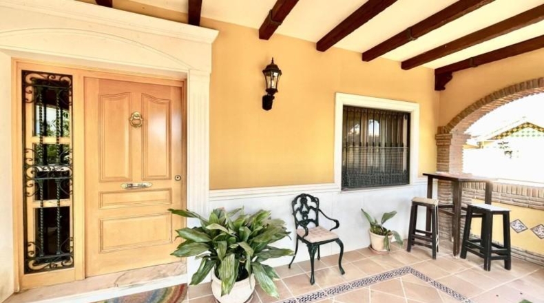 Málaga - Алаурин-де-ла-Торре - 2210m2